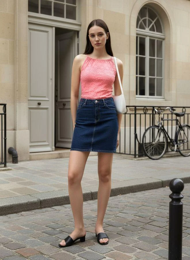 Women Fitted Textured Halter Neck Sleeveless Tank Top